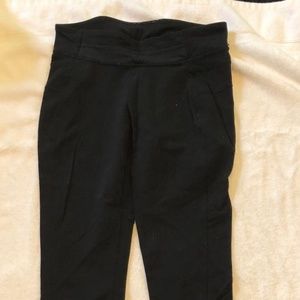 Lululemon pants size 6